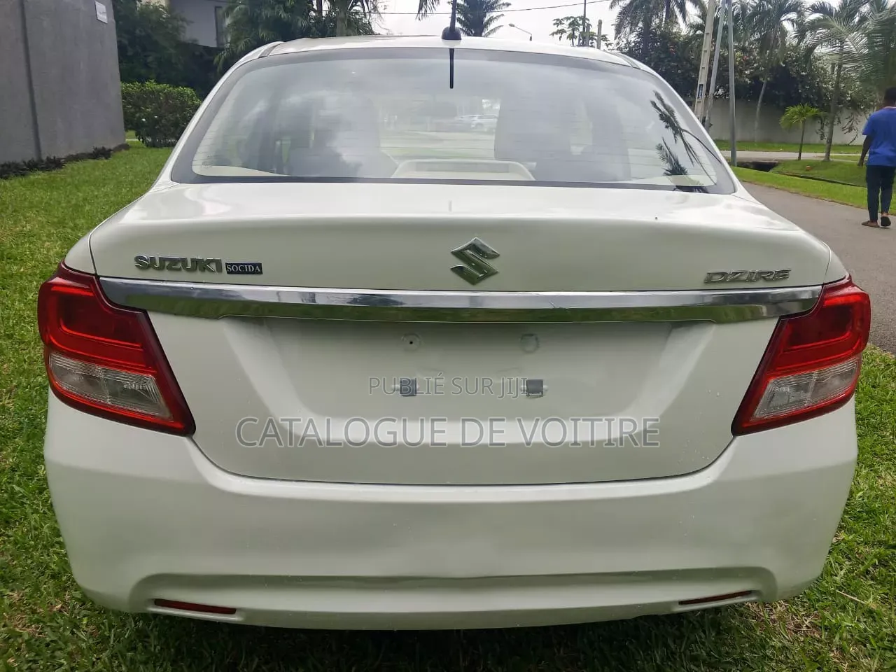 Suzuki Dzire 2023 Blanc