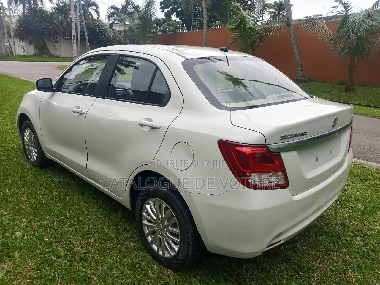 Suzuki Dzire 2023 Blanc