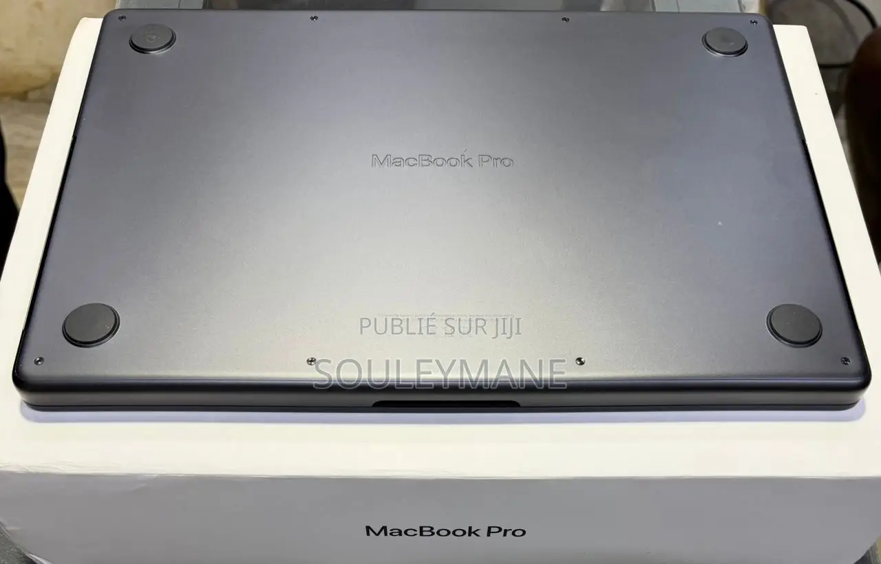 Apple MacBook Pro 2024 M4 16GB Apple M4 Pro SSD 512GB
