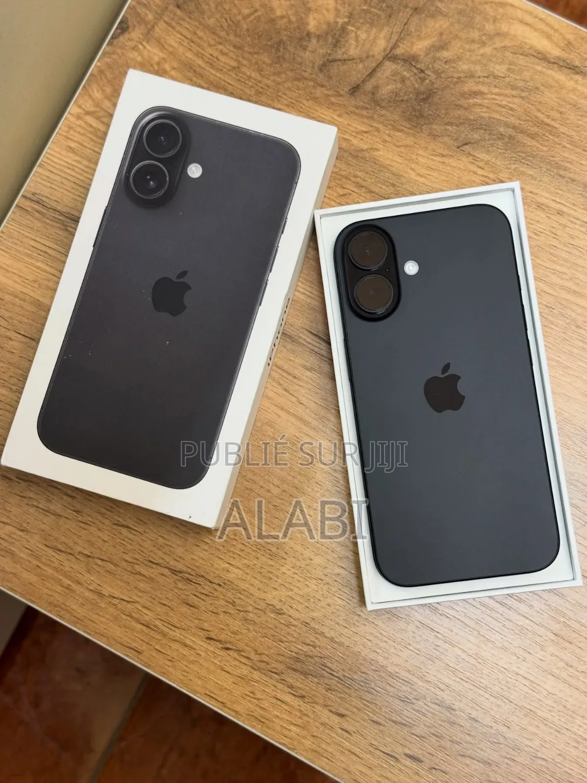Nouveau Apple iPhone 16 128 GB Noir