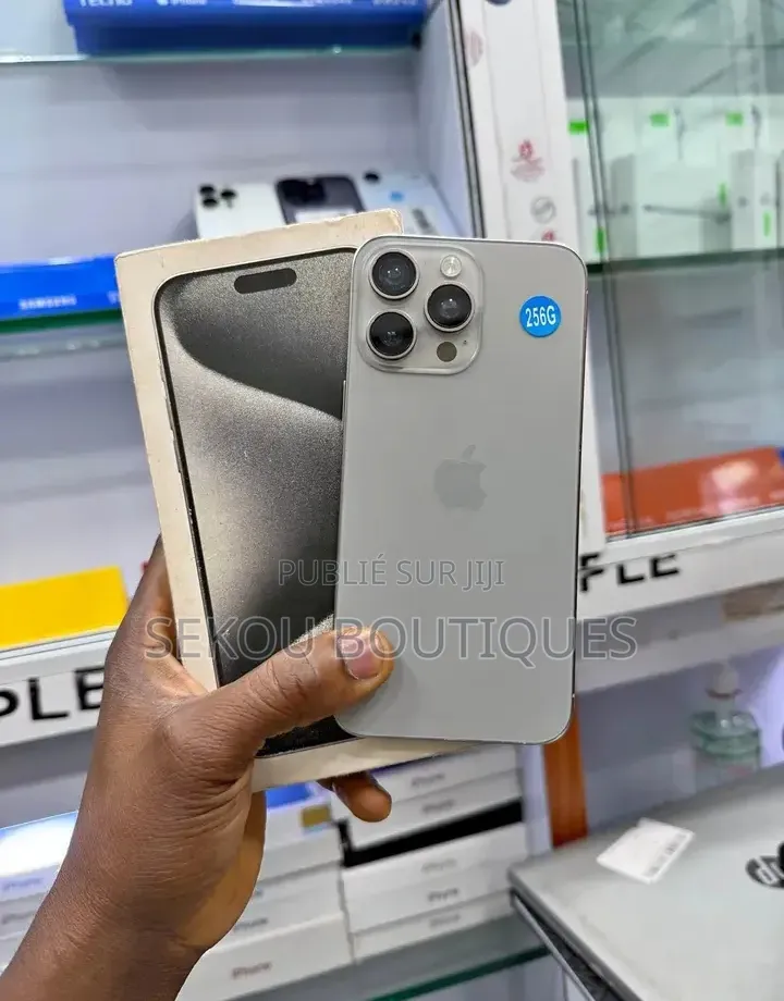 Nouveau Apple iPhone 15 Pro 512 GB Argenté