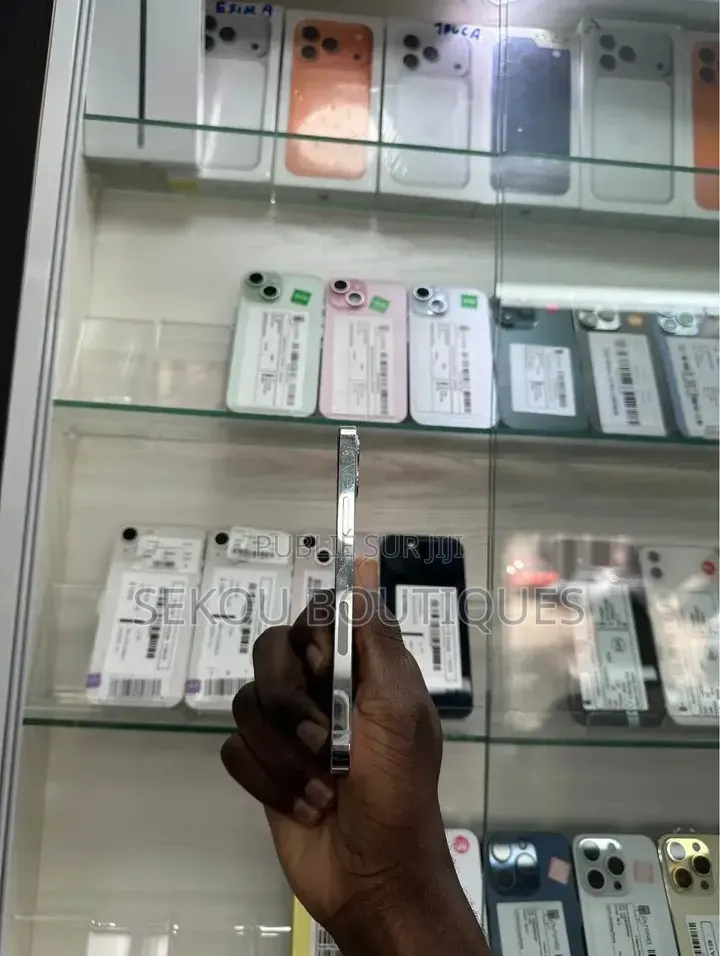Nouveau Apple iPhone 12 Pro 256 GB Blanc