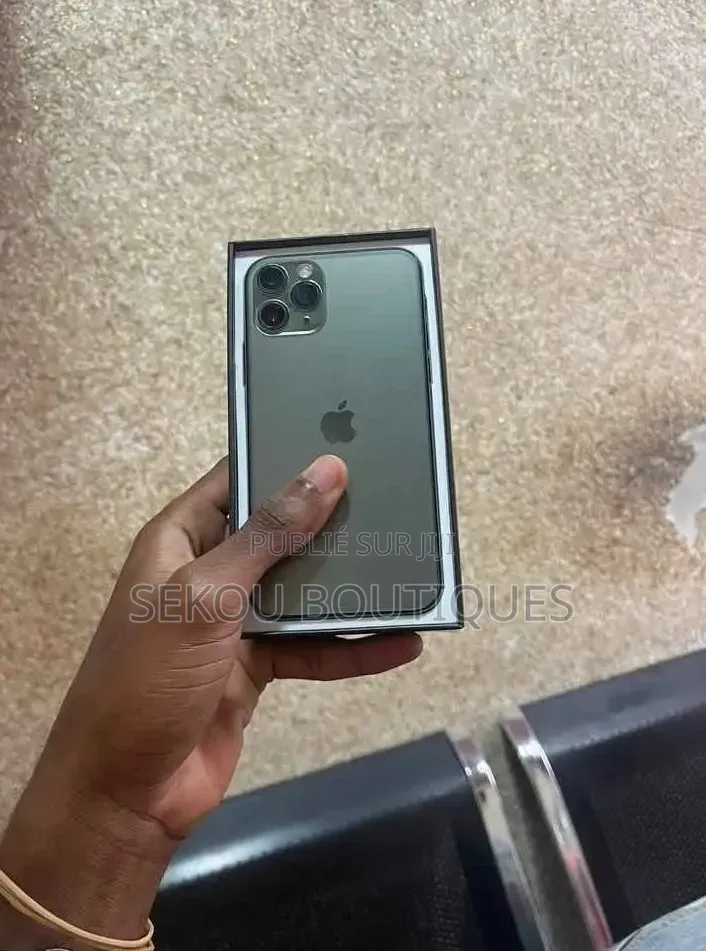 Nouveau Apple iPhone 11 Pro 256 GB Noir