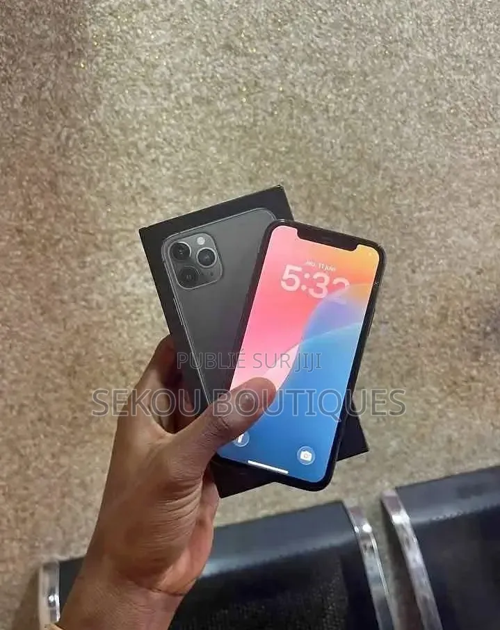 Nouveau Apple iPhone 11 Pro 256 GB Noir