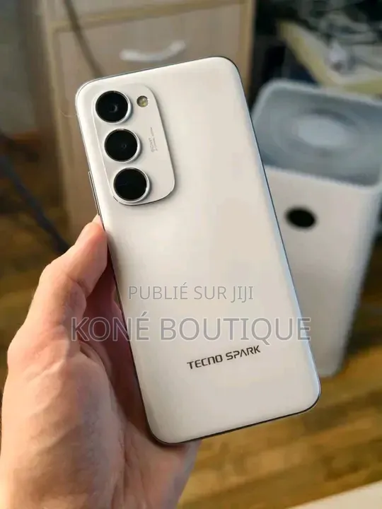 Nouveau Tecno Spark 40 Pro+ 256 GB Autre