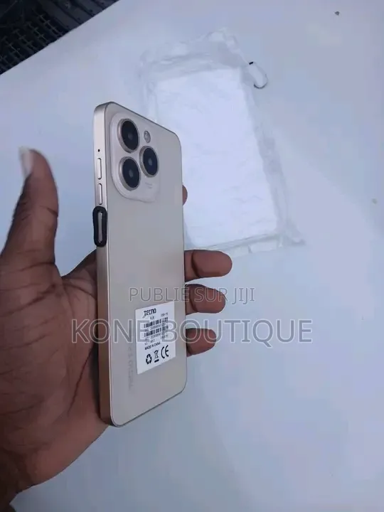 Nouveau Tecno Spark 20 Pro 256 GB Autre