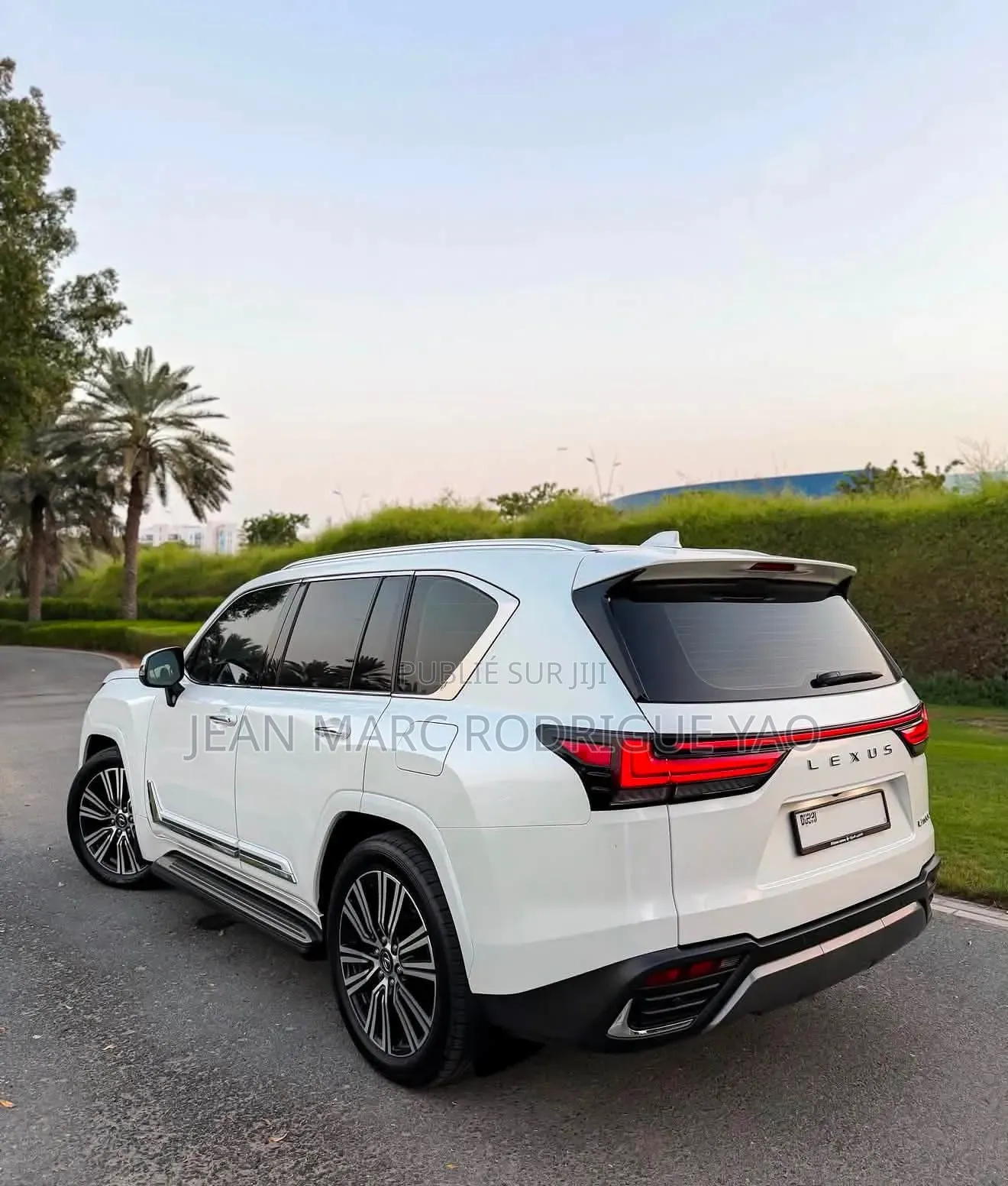Nouveau Lexus LX 500d 2026 Blanc cassé