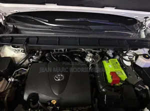 Nouveau Toyota Land Cruiser Prado 2024 Blanc cassé