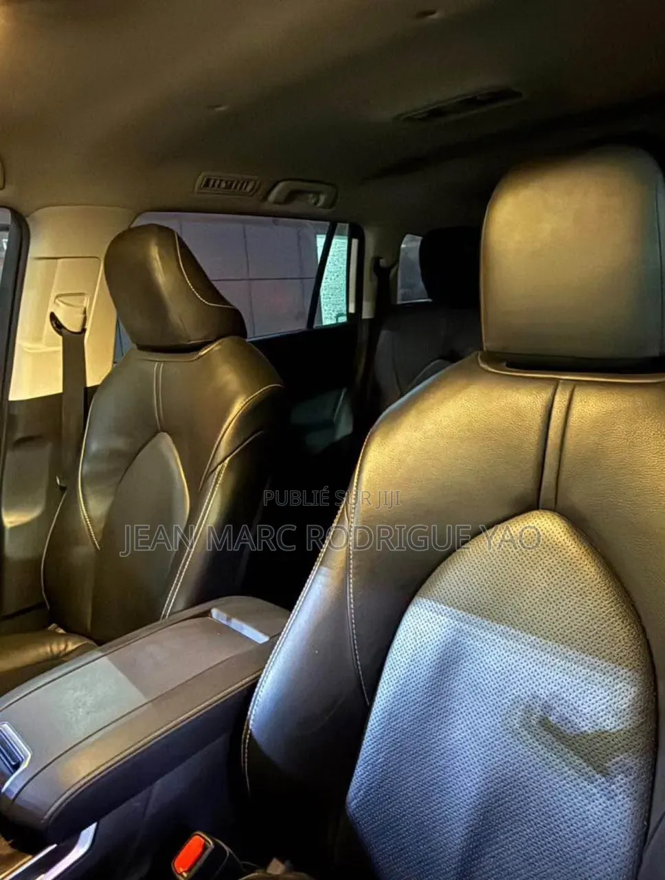 Nouveau Toyota Land Cruiser Prado 2024 Blanc cassé