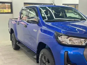 Nouveau Toyota Hilux 2025 Bleu