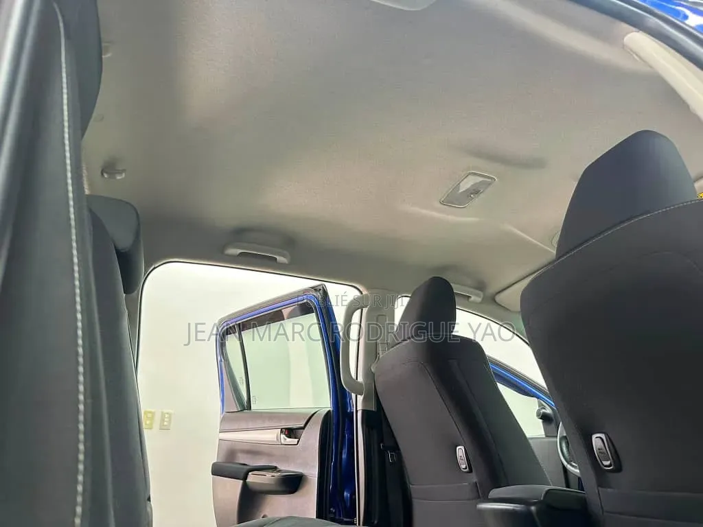 Nouveau Toyota Hilux 2025 Bleu