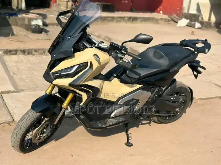Nouveau Honda Autre 2023 Beige