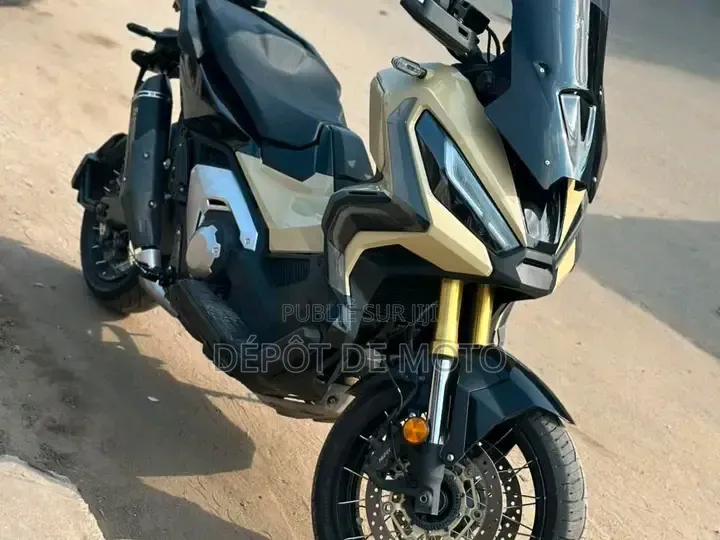 Nouveau Honda Autre 2023 Beige