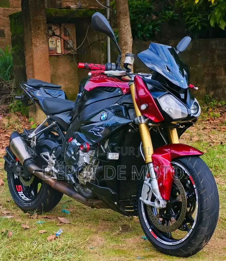 Nouveau BMW S 1000 R 2024 Noir
