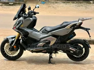 Nouveau Honda Autre 2023 Gris