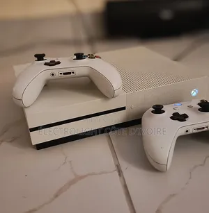 Xbox One S 