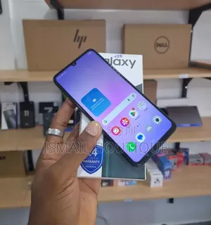 Nouveau Samsung Galaxy A17 128 GB Vert