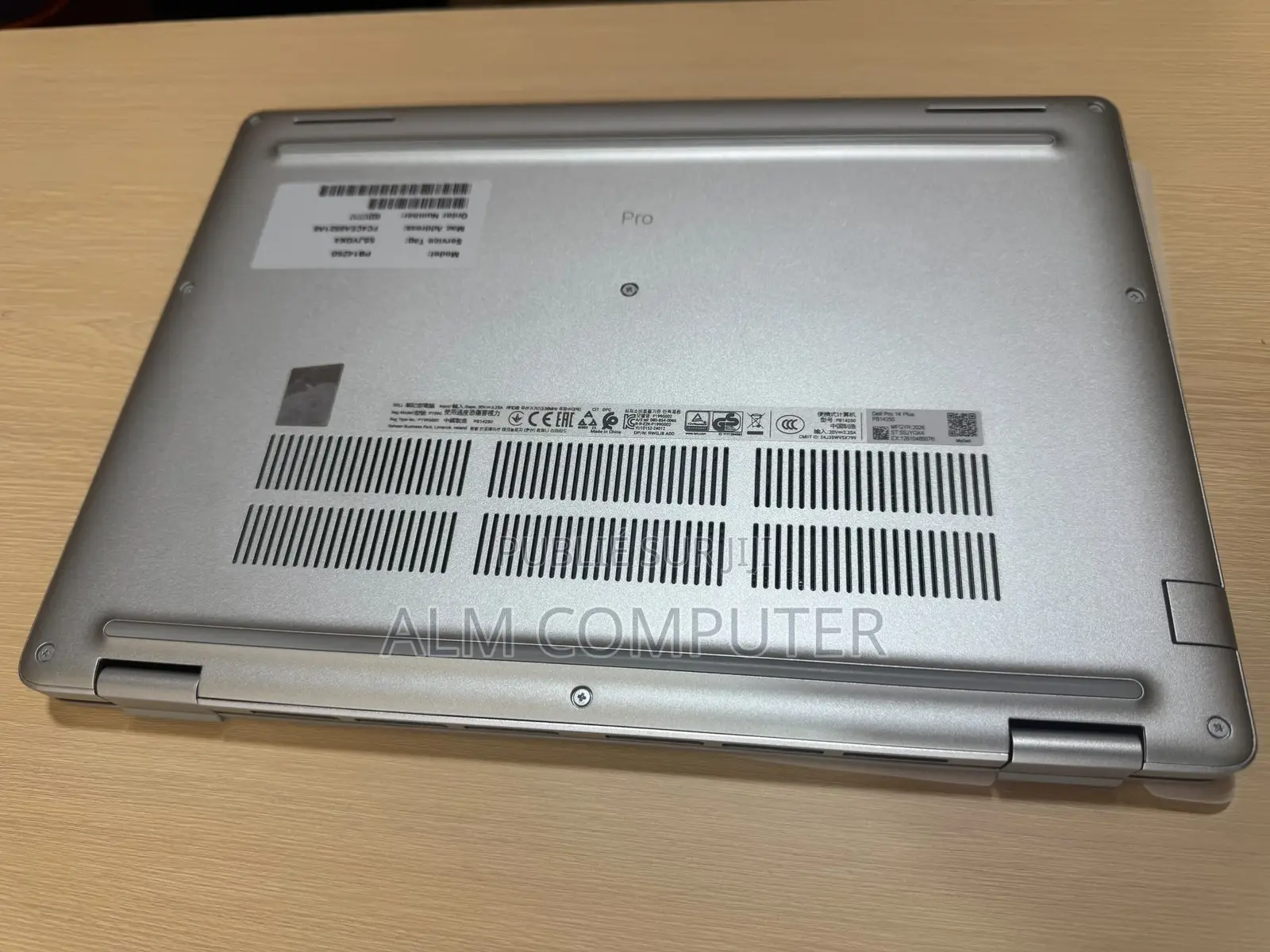 Nouveau Dell Pro Plus 14 16GB Intel Core Ultra 5 SSD 512GB