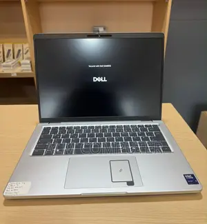 Nouveau Dell Pro Plus 14 16GB Intel Core Ultra 5 SSD 512GB