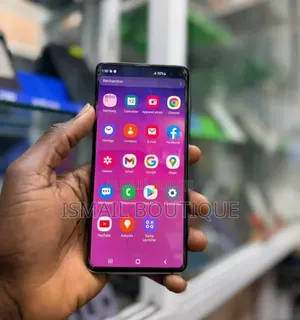 Nouveau Samsung Galaxy S10 Plus 128 GB Noir