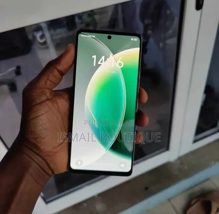 Nouveau Tecno Camon 30 256 GB Gris
