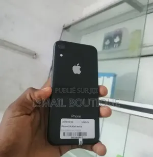 Nouveau Apple iPhone XR 64 GB Noir