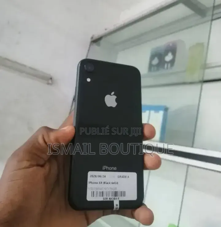 Nouveau Apple iPhone XR 64 GB Noir
