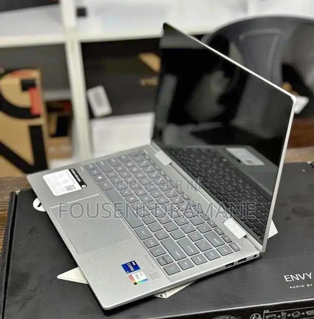 Nouveau Ordinateur de bureau HP 200 G4 256GB Intel Core i9 eMMC 500GB