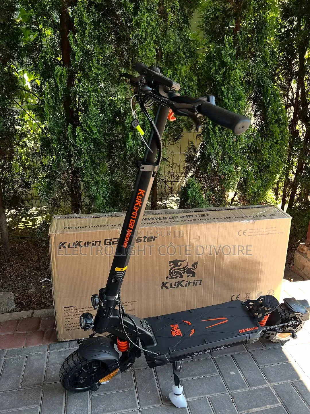 Nouveau Yamaha Crux 2022 Gris