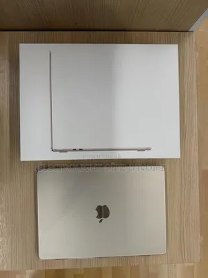 Nouveau Apple MacBook Air 2025 M4 16GB Apple M4 SSD 256GB