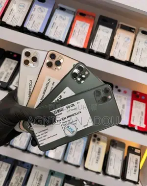 Nouveau Apple iPhone 11 Pro Max 256 GB Noir