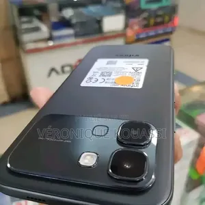 Nouveau Infinix Hot 50 128 GB Argenté