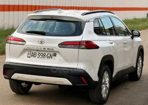 Toyota Corolla Cross 1.8 Petrol AWD 2022 Blanc