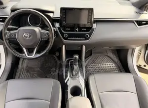 Toyota Corolla Cross 1.8 Petrol AWD 2022 Blanc