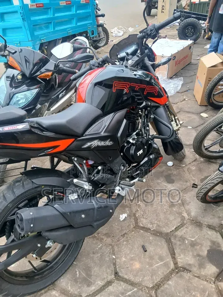 Nouveau TVS Apache 180 RTR 2022 Autre