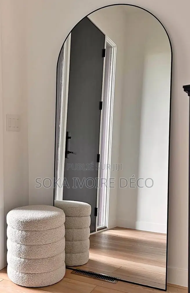 Miroir Mural Design Avec Cadre Doré