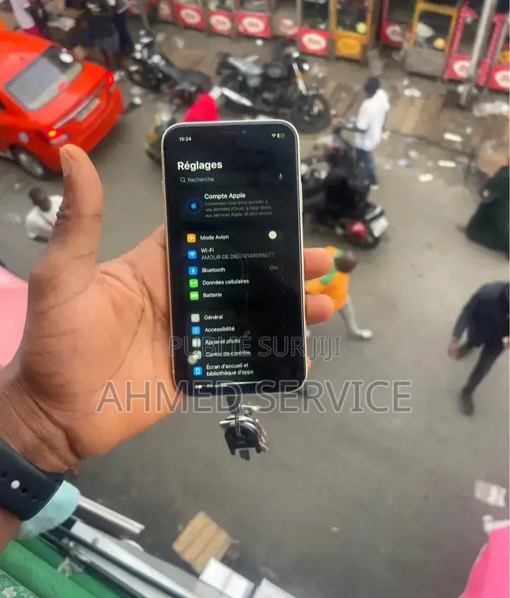 Nouveau Apple iPhone XR 128 GB Jaune