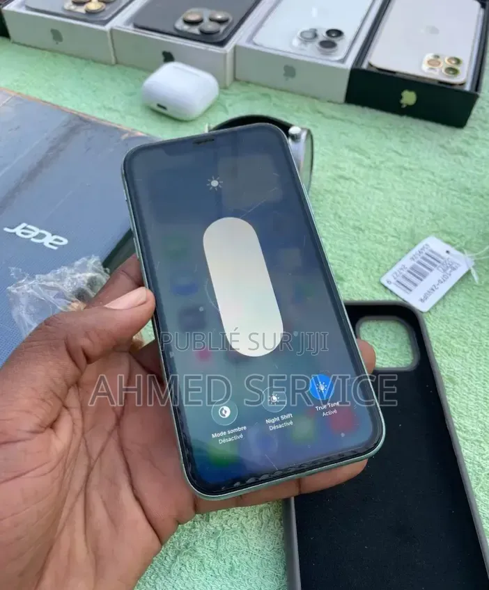 Nouveau Apple iPhone 11 128 GB Bleu