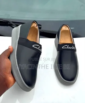 Sneakers Clarks P40-46 
 Tendance ,Chic, Élégance Combinée