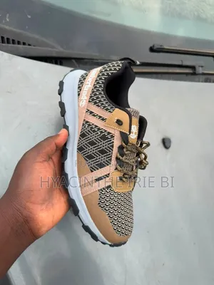 Timberland Sneakers P40-46 
 Tendance ,Chic, Élégance Combinée