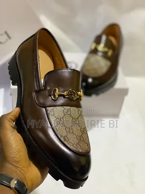Gucci Moccassin P40-45
 Tendance ,Chic, Élégance