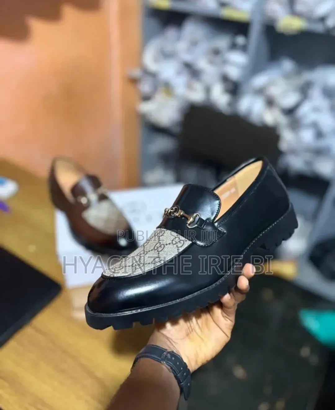 Gucci Moccassin P40-45
 Tendance ,Chic, Élégance