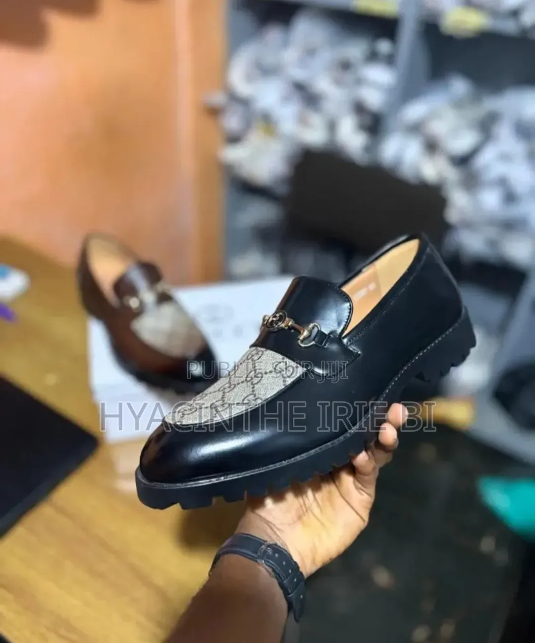 Gucci Moccassin P40-45
 Tendance ,Chic, Élégance