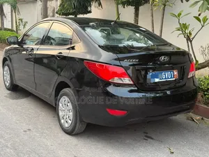 Hyundai Accent 2015 Noir