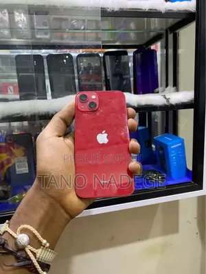 Nouveau Apple iPhone 13 256 GB Rouge
