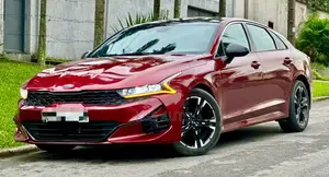 Kia K5 GT 2022 Rouge