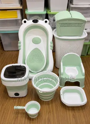 Ensemble Baignoire Pliable Avec Une Machine À Laver