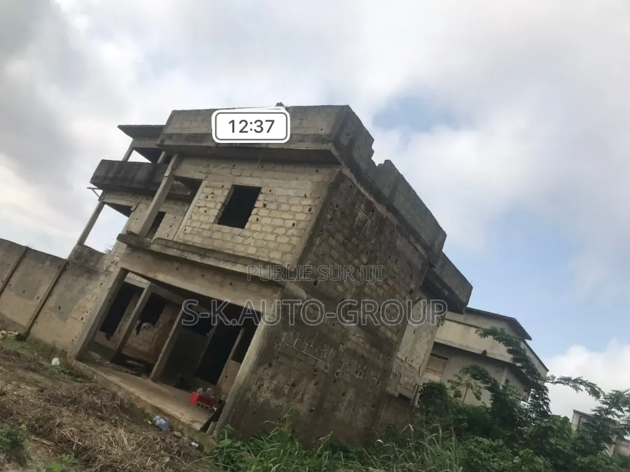 Deux Duplex Inachevée Vente
