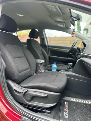 Hyundai Elantra 2020 Rouge