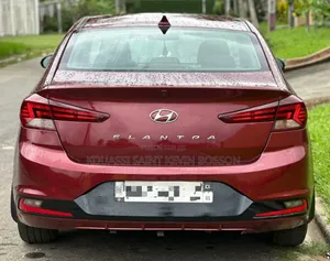 Hyundai Elantra 2020 Rouge